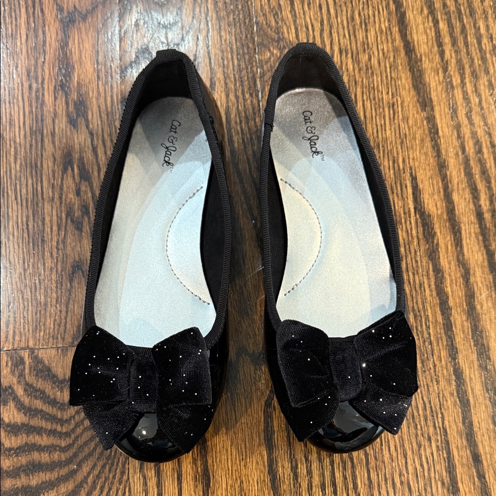 Cat & Jack Toddler Girl 13T Black Velvet Slip on Dress Shoes with Bow